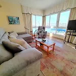 Cozy Corner 2 Bedroom Apartment On New Island Complex In Marina Harbour
