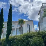 Precioso Apartamento Con Vistas A Mar Y Montana En Manilva