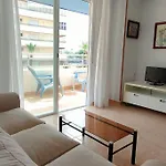 Estupendo Apartamento Con Piscina Y Vistas Al Mar
