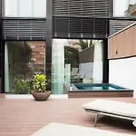 The Patio - 3 Bedroom Duplex Apartment With Private Terrace And Pool