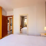 Anele Apartment