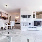 Penthouse Costa Del Oro, Torrox Costa, Malaga