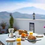 Casa Asilah, Your Serene Mountain Retreat Awaits!