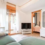 Stunning Apartment In Benalmadena With Wifi
