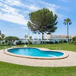 Koti Rentals - Las Flores