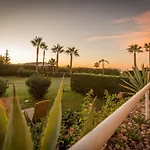 Vivi Homes - Malibu Pool, Garden, Jacuzzi & Beach