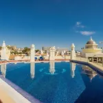 Sunny 3 Bed Apartment Island Puerto Marina