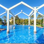 Beautiful Apartment With Sea Views In Benal Beach