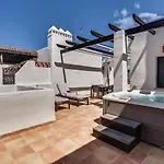 Penthouse Met Jacuzzi En Geweldig Uitzicht