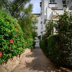 New Full Apartment Private With Pool And Parking