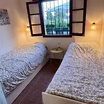 La Casa Chica