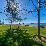 Wifi, Terraza, Piscina Y Acceso Privado A La Playa