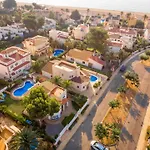 Ferienhaus Mit Privatpool Fuer 10 Personen Ca 230 Qm In Miami Platja, Costa Dorada