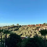 Apartment In La Reserva De Marbella