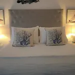 Marbella Suite