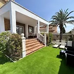 Ferienhaus Mit Privatpool Fuer 8 Personen Ca 135 Qm In Miami Platja, Costa Dorada