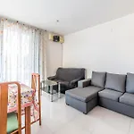 3 Bedroom Pet Friendly Apartment In Miami Platja