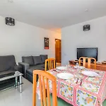 3 Bedroom Pet Friendly Apartment In Miami Platja