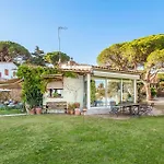 Beautiful Home In Arenys De Mar With Wi-Fi