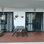 Las Acacias