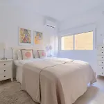 Cozy 2 Bedroom With Magic Sea View