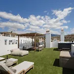 Luxe Penthouse In Golf Paradijs