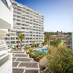 Stylish Studio With Ocean View And Pool, Ponderosa