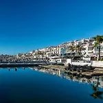2 Bedroom With Pool In The Heart Of Puerto Banus
