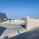 Villa De Gomar