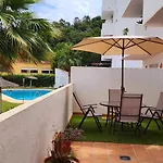 Bajo Con Jardin Y Barbacoa