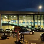 B2, Estudio Independiente Junto Aeropuerto Valencia