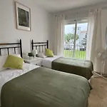 Casa Feliz - Penthouse In Manilva