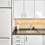 Spectacular Sea Views, 2 Bed,2 Bath