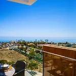 Seaside Serenity Apartment