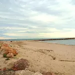 Play-Puig Beach Flat