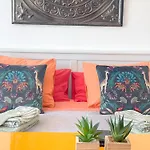 Unique Studio Apartment With Amazing Terrace Sitges Centre Beach
