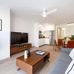 Beach And Golf At Modern Apartment
