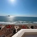 Apartamentos Turisticos Isla Grosa