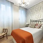 Acogedor Con Estilo Unico Junto Centro Azkuna