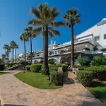 Dominion Beach Apartment