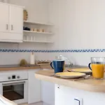 Casa Ardisia, Con Terraza Y Aparcamiento