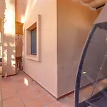 2 Bedroom Pet Friendly Apartment In Los Alcazares