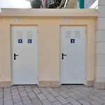Apartamento Con Terraza Y Piscina En Puerto Marina - Mistral