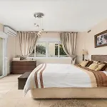 Jacaranda Riviera