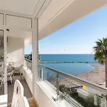 Luxury Ocean View Beach Apartment