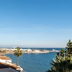 Stunning Beachfront Apartment With Sea Views