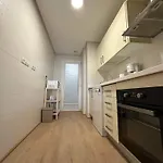 Bright & Modern 2 Bedroom Apartment - Tr721Lt
