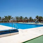 One Bedroom Apartment Next To The Port