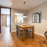 E4Mal1080 - Fabulous Flat Next To Sagrada Familia
