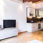 Moderno Y Autentico En El Corazon De Poble Sec